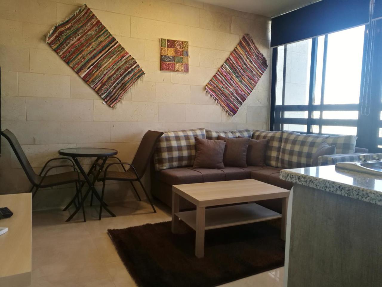 Dair Ghbar Gate Apartments อัมมาน ภายนอก รูปภาพ